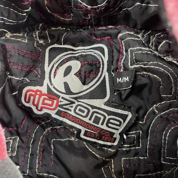 2000's Ripzone Insulated Zip Up Hoodie - Picture 4 of 5